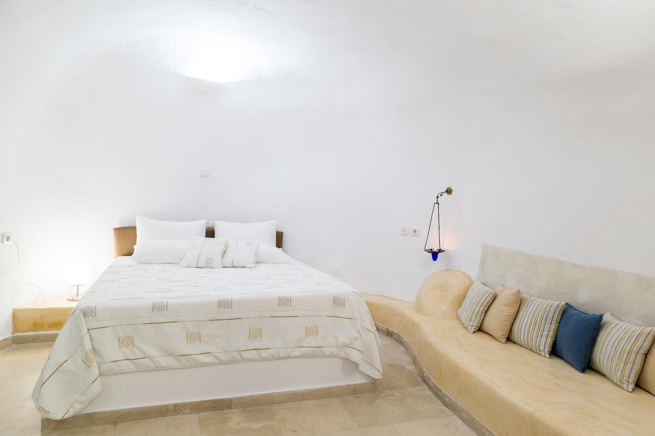 Chrisanthi Villa Pyrgos Kallistis Exterior photo
